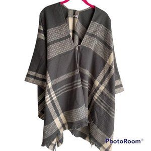 Marc New York Gray and Cream Plaid Womens‎ Shawl, OS